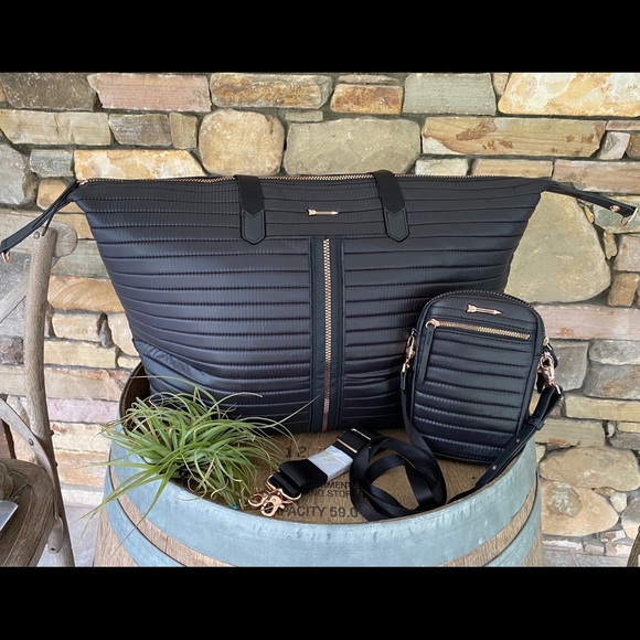 🆕 Stella & Dot Crush It Essentials Crossbody - Picture 12 of 12